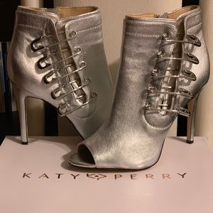 Leather Ankle Boots, Metallic Silver w/ pin detail on outer side & zipper inside